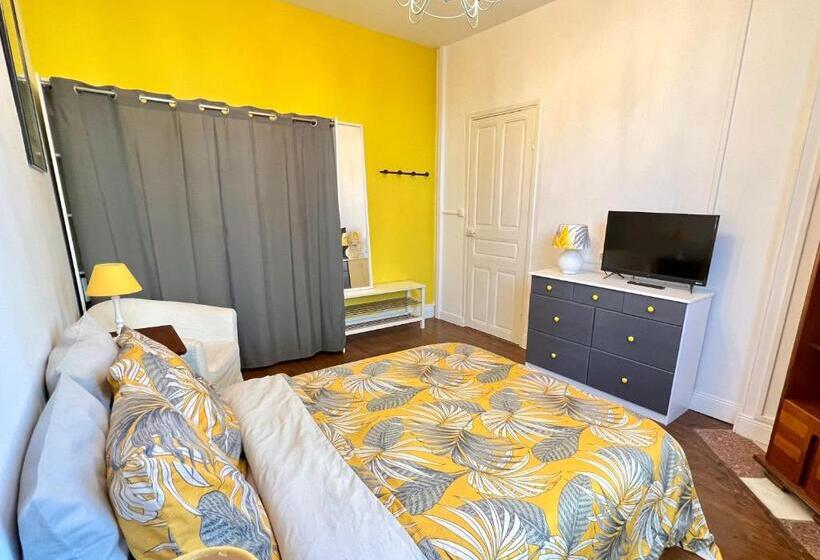 Petit Appartement Dans Une Maison