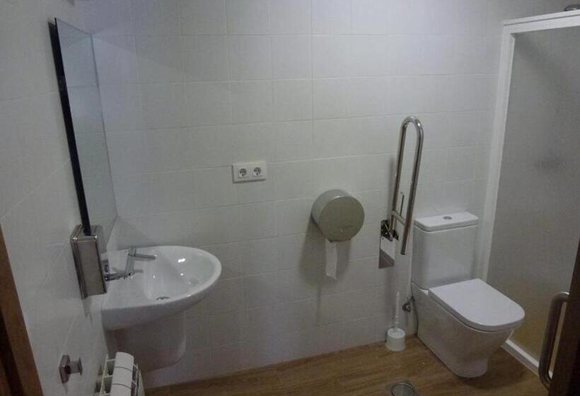 Albergue Parroquial Santiago Apostol De Redondela