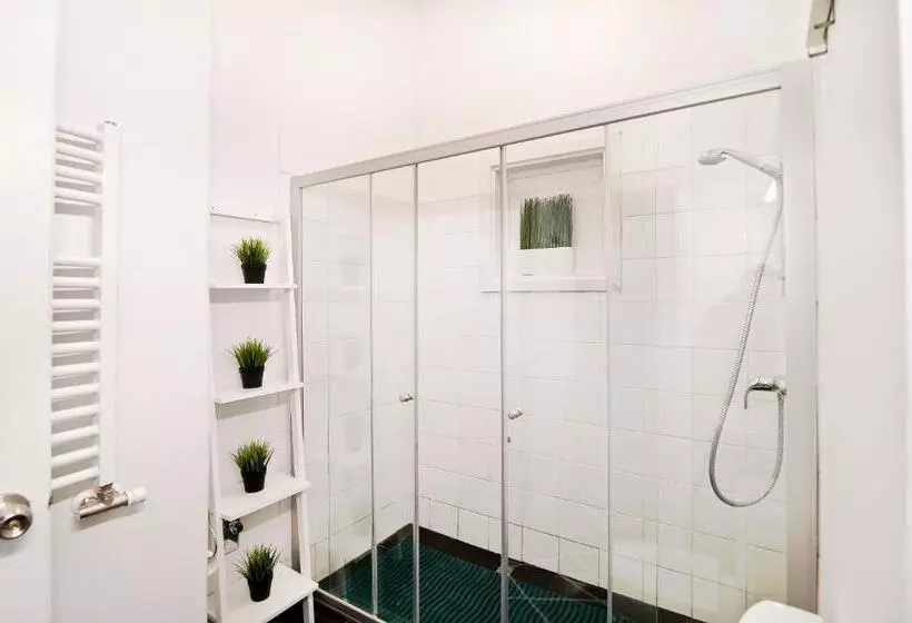 Extra Hostel Easy Kaunas