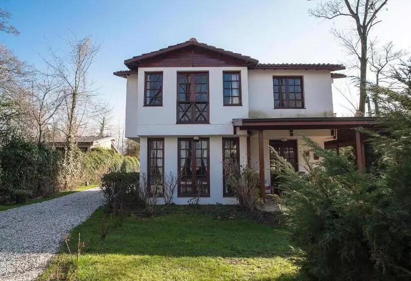 ホテル Beta Home Lake House Sapanca