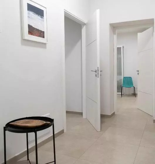 Le Case Di Vada/ Appartamento Pietra Bianca