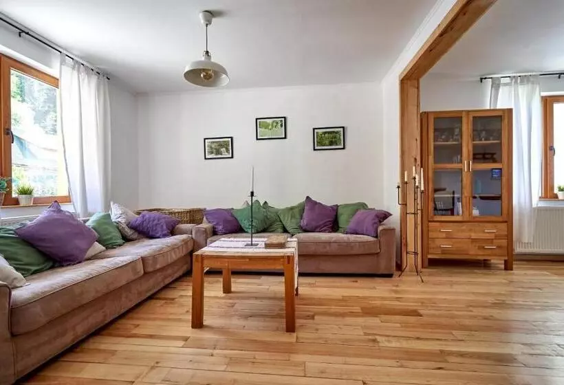 ペンション Anahouse