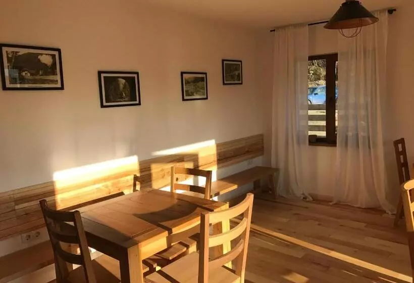 ペンション Anahouse