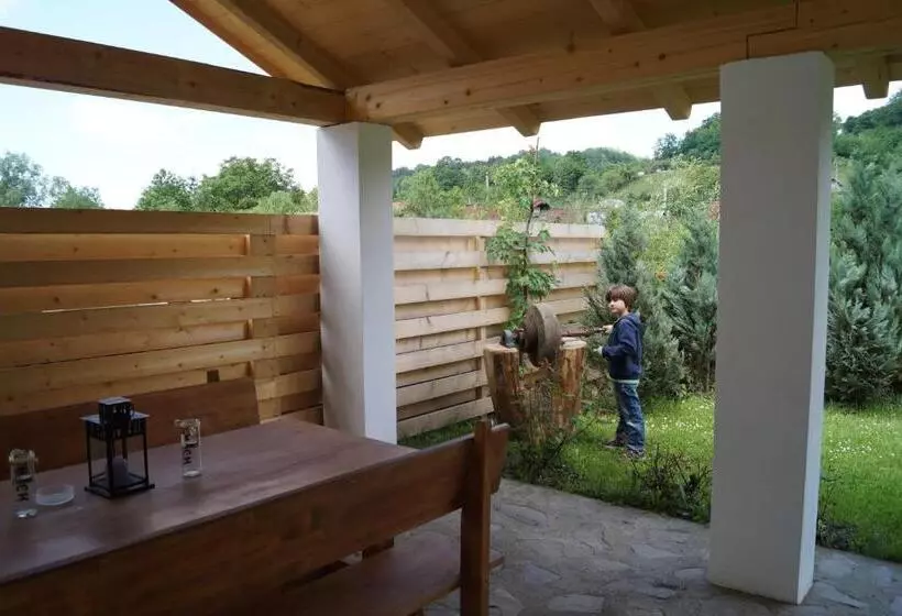 ペンション Anahouse