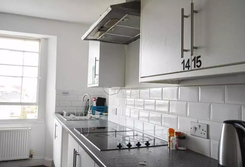 Majatalo Arlington Villas Townhouse By Clifton Short Lets