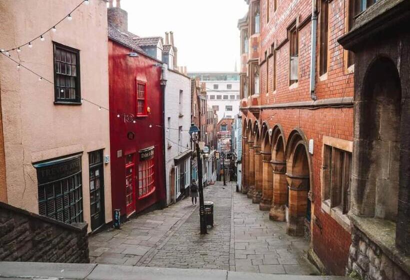 بنسيون Arlington Villas Townhouse By Clifton Short Lets