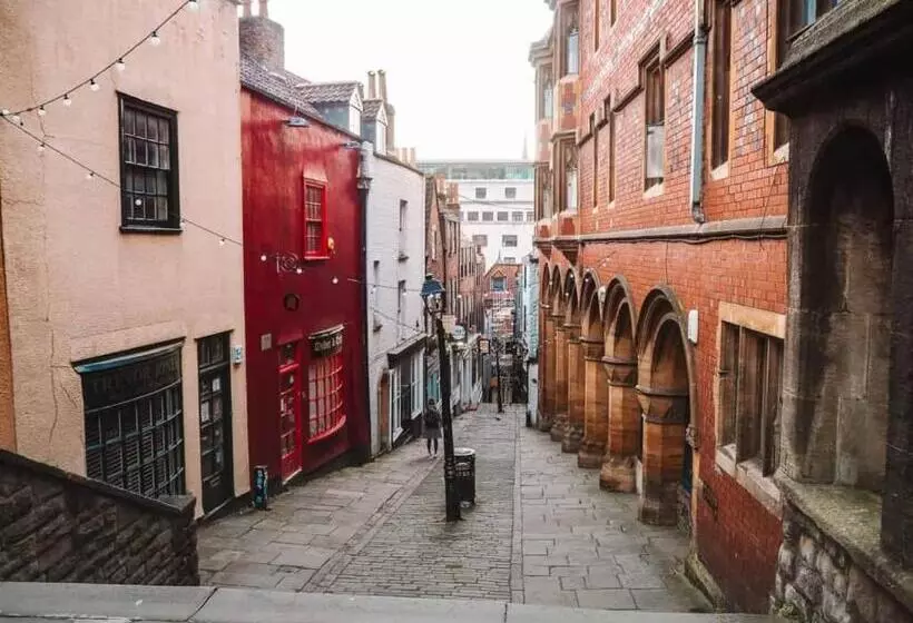 Majatalo Arlington Villas Townhouse By Clifton Short Lets