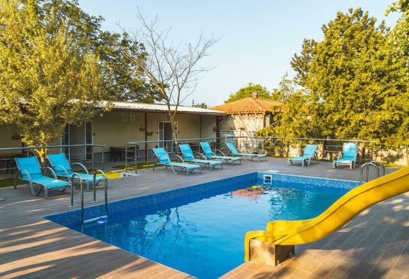 پانسیون Guest House Nevena