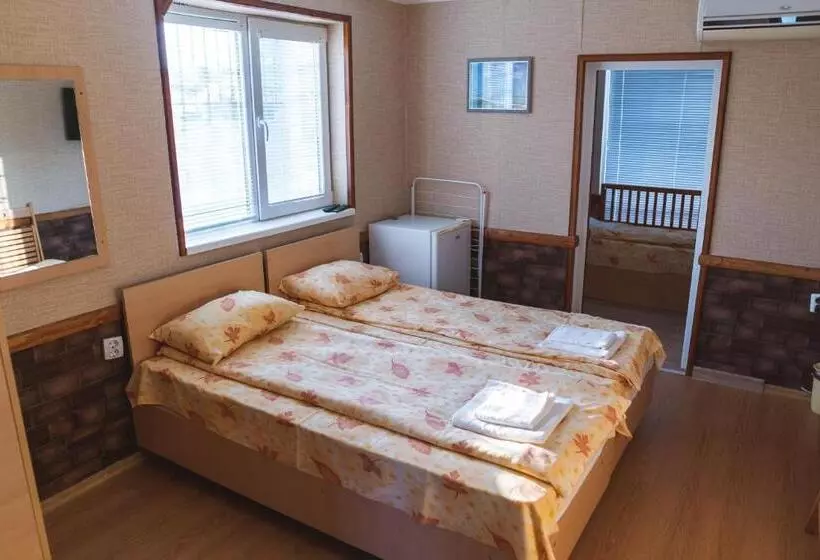 ペンション Guest House Nevena