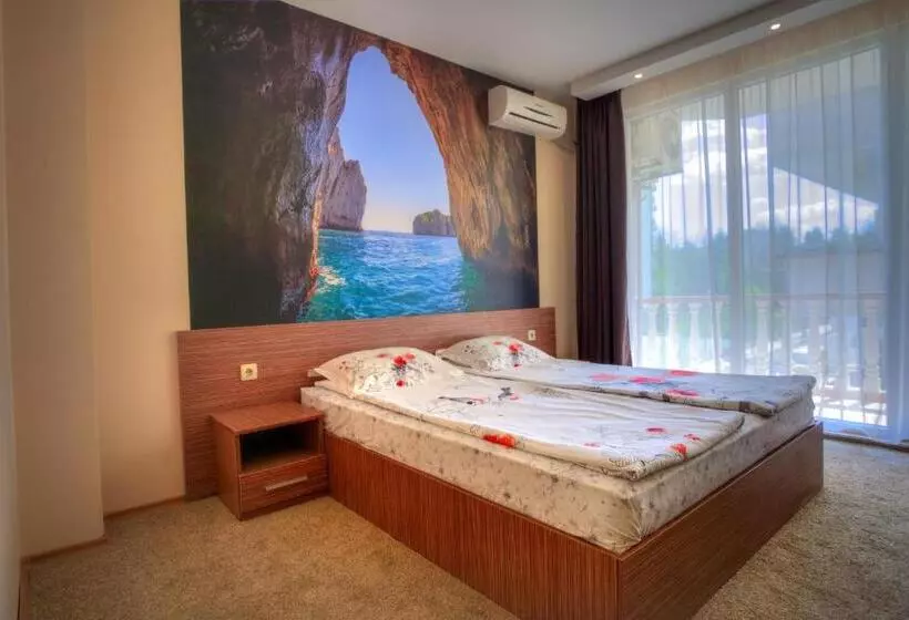 پانسیون Stella Del Mare Guest House