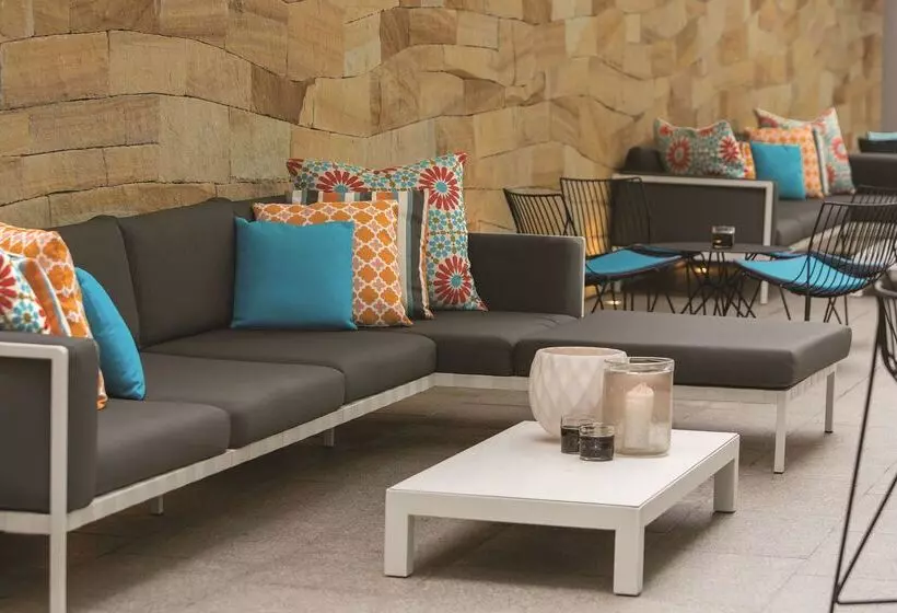 Adina Apartment Hotel Bondi Beach Sydney