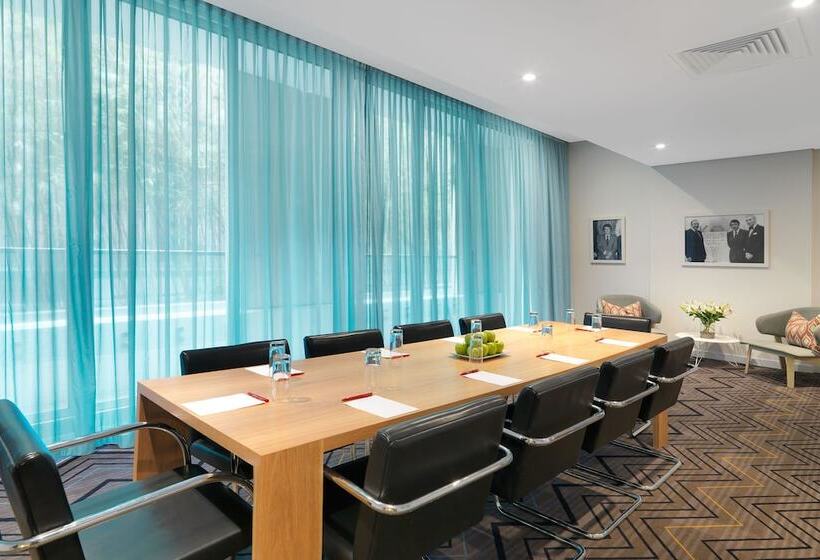 Adina Apartment Hotel Bondi Beach Sydney