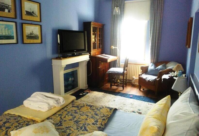 Bed and Breakfast Rosindell Cottage