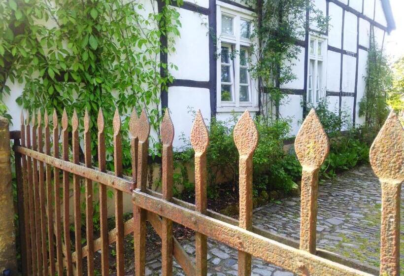 Bed and Breakfast Rosindell Cottage