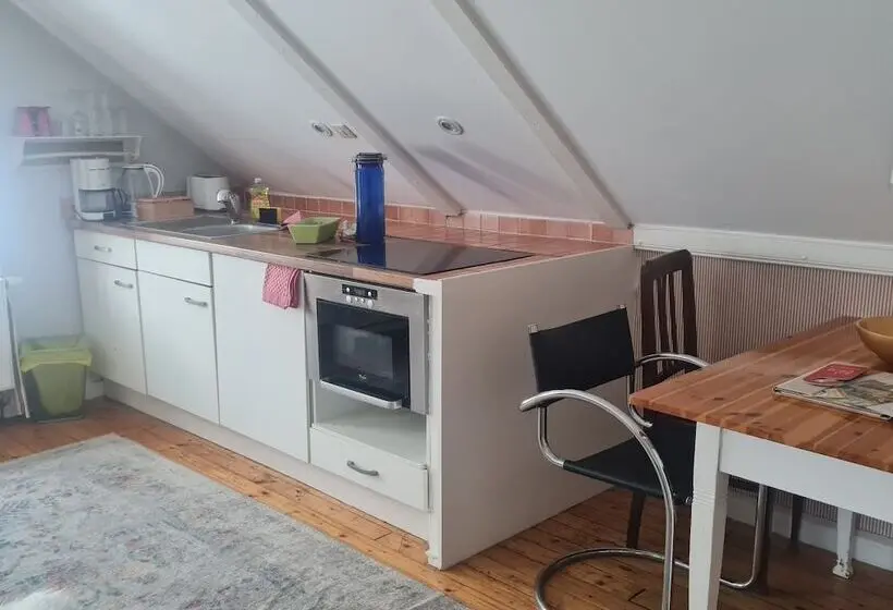 ベッドアンドブレックファースト Rosindell Cottage