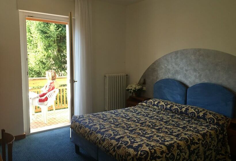 ホテル Albergo Gilda