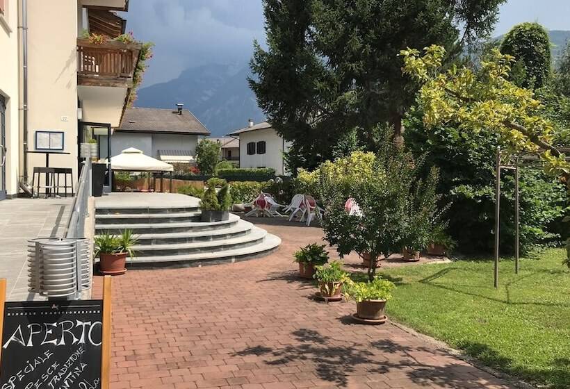 ホテル Albergo Gilda