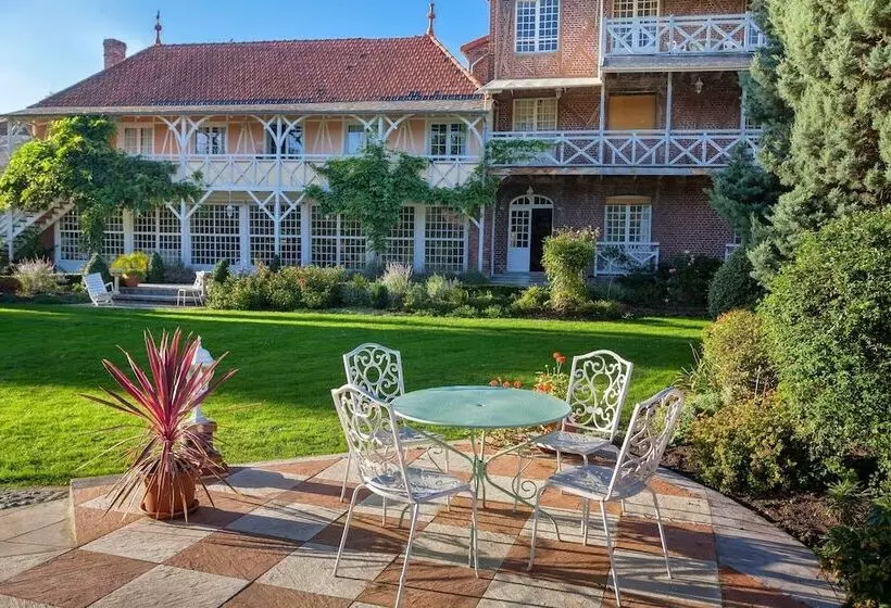 Отель Auberge Du Clos Normand