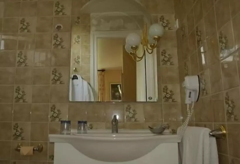 Отель Auberge Du Clos Normand