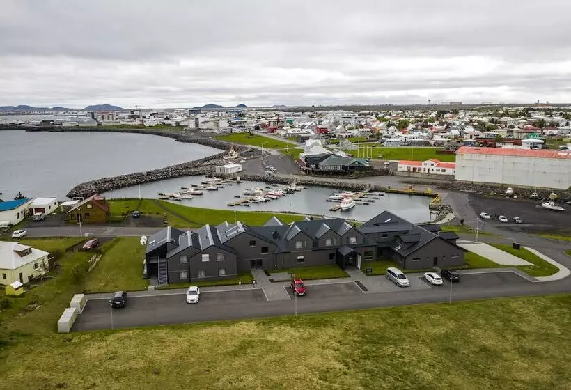 هتل Berg By Keflavik Airport