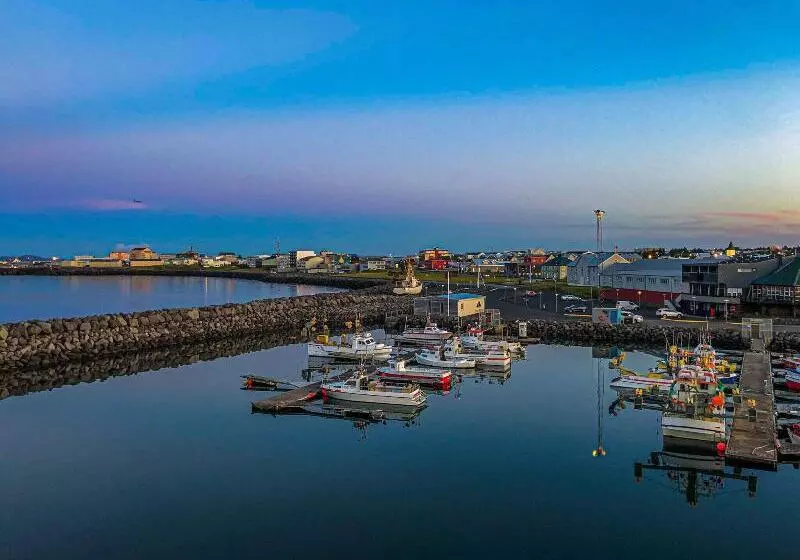 هتل Berg By Keflavik Airport