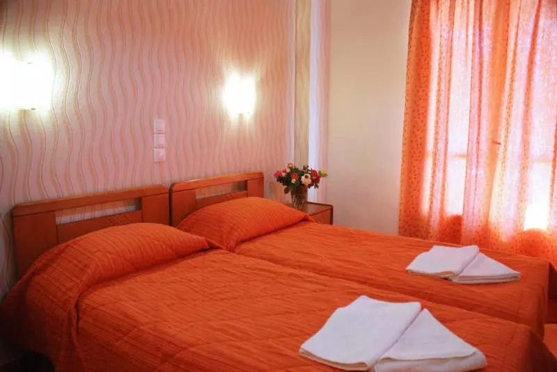 Отель Captain's & Commodore & Admiral Complex