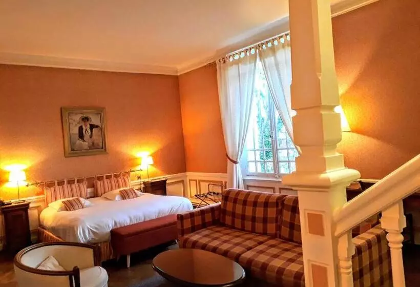 ホテル Château De La Râpée Hôtel Restaurant