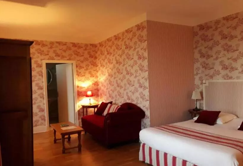 ホテル Château De La Râpée Hôtel Restaurant