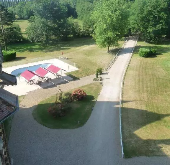 ホテル Château De La Râpée Hôtel Restaurant