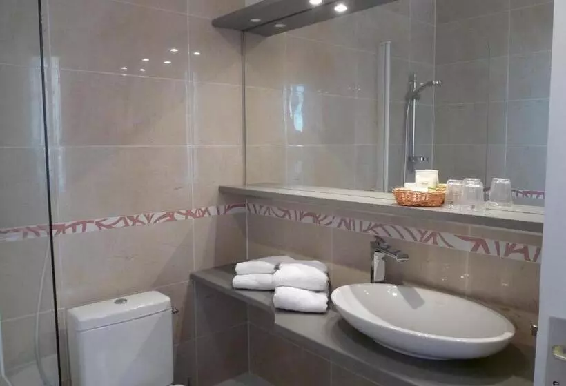 ホテル Château De La Râpée Hôtel Restaurant