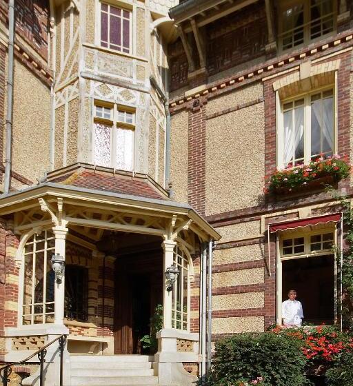 호텔 Château De La Râpée Hôtel Restaurant