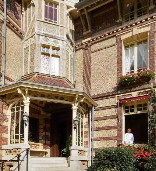 ホテル Château De La Râpée Hôtel Restaurant