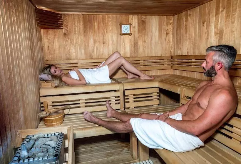 Otel Château De Labro   Teritoria