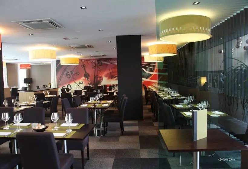 ホテル De La Source