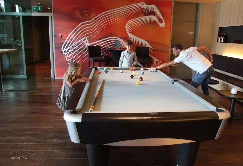 ホテル De La Source