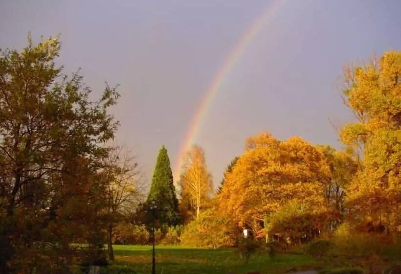 هتل Golf Course Bonn