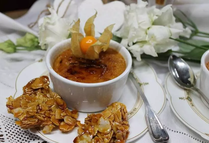 هتل Golf Course Bonn