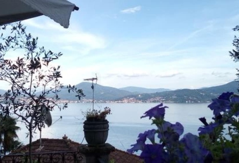 ホテル La Rondinella