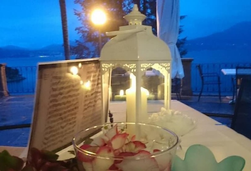 ホテル La Rondinella