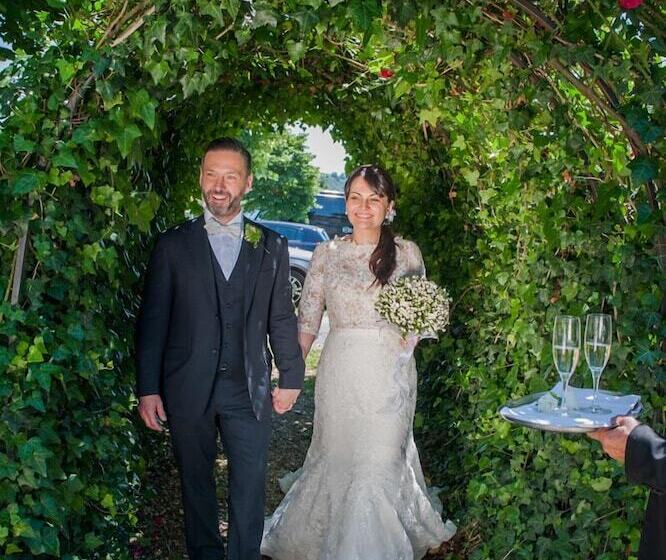 Отель Relais Il Postiglione  Antica Posta Dei Chigi