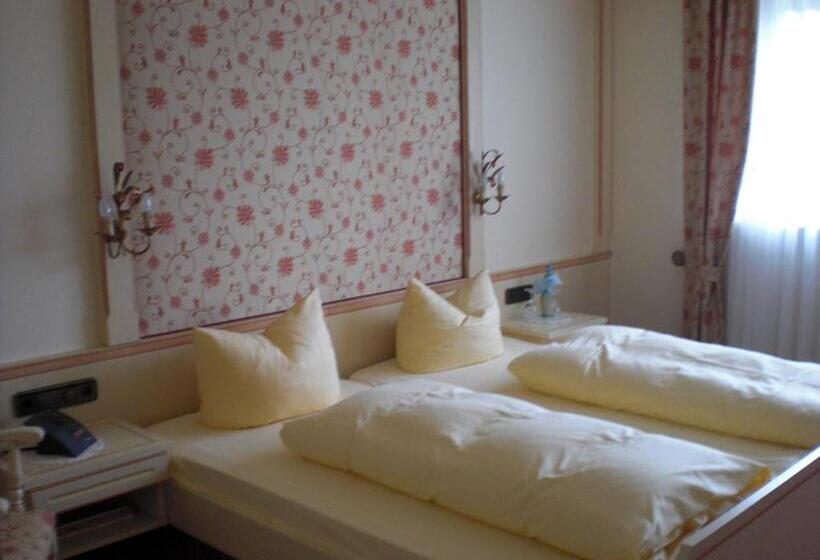 酒店 Restaurant Schieble