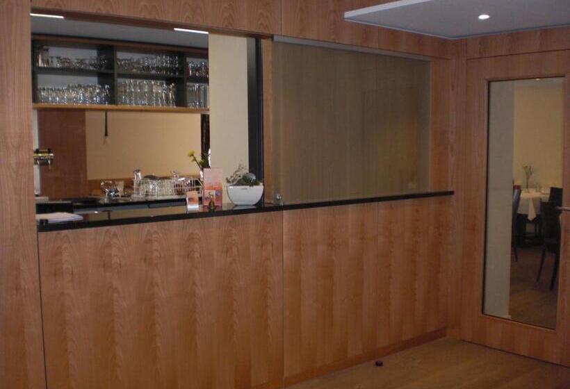 酒店 Restaurant Schieble