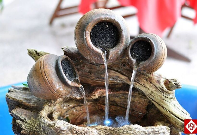 בית מלון כפרי Semiramis Guesthouse