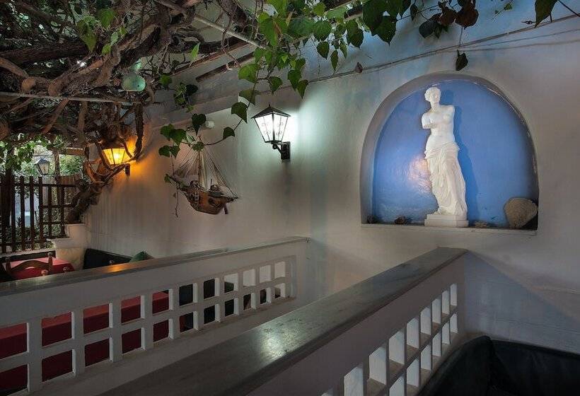 בית מלון כפרי Semiramis Guesthouse