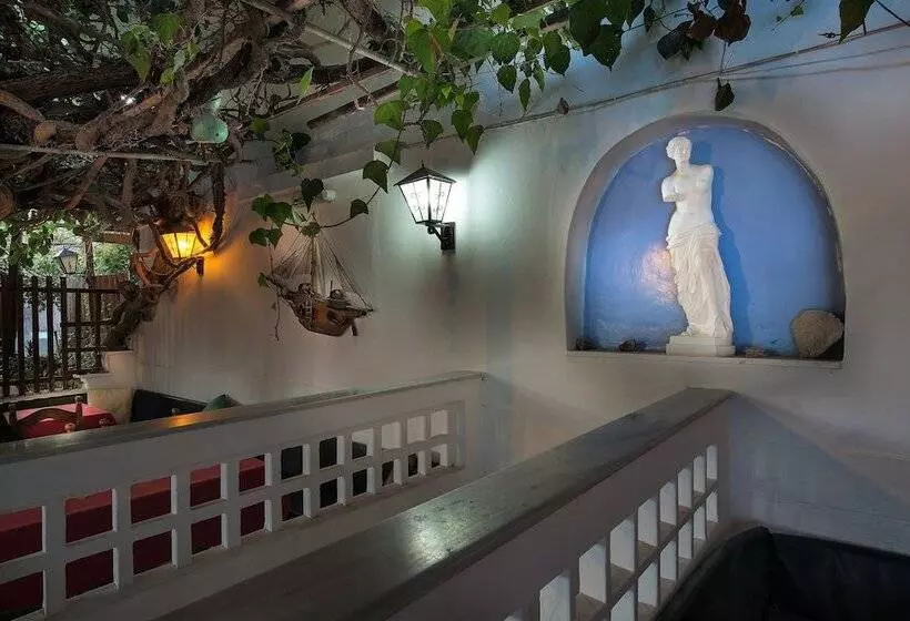 Hotel Semiramis Guesthouse