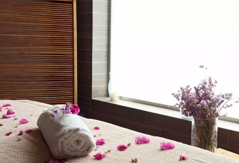 Sikyon Coast Hotel And Resort