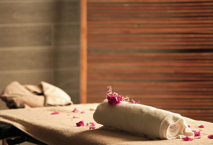 Sikyon Coast Hotel And Resort