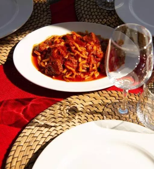 ホテル Tenuta Pianirossi