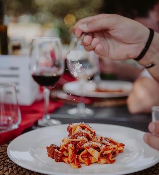 Отель Tenuta Pianirossi