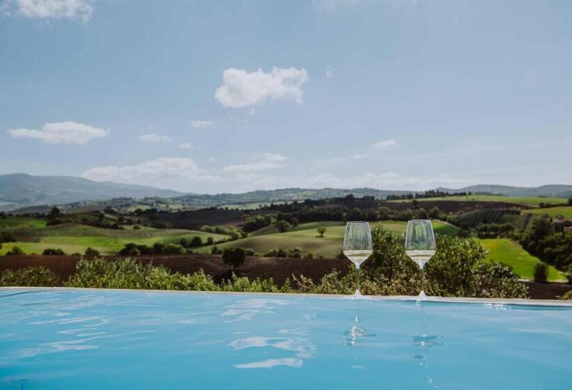 Отель Tenuta Pianirossi